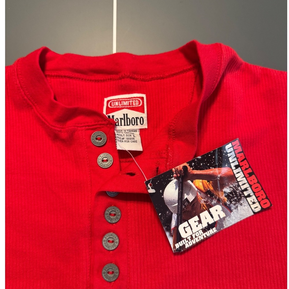 Vintage 1996 Marlboro Unlimited Red Ribbed Henley Long Sleeve Shirt NWT Mens L